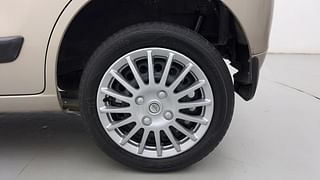 Used 2016 Maruti Suzuki Wagon R 1.0 [2015-2019] VXI AMT Petrol Automatic tyres LEFT REAR TYRE RIM VIEW