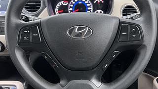 Used 2019 Hyundai Grand i10 [2017-2020] Magna AT 1.2 Kappa VTVT Petrol Automatic top_features Steering mounted controls