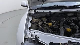 Used 2016 Renault Duster [2015-2019] 85 PS RXZ 4X2 MT Diesel Manual engine ENGINE RIGHT SIDE HINGE & APRON VIEW