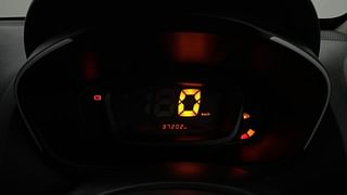 Used 2017 Renault Kwid [2017-2019] RXL 1.0 SCE Special Petrol Manual interior CLUSTERMETER VIEW