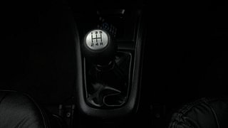 Used 2015 Maruti Suzuki Swift [2011-2017] VDi Diesel Manual interior GEAR  KNOB VIEW