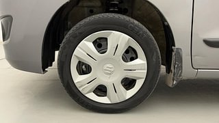Used 2018 Maruti Suzuki Wagon R 1.0 [2015-2019] VXI AMT Petrol Automatic tyres LEFT FRONT TYRE RIM VIEW