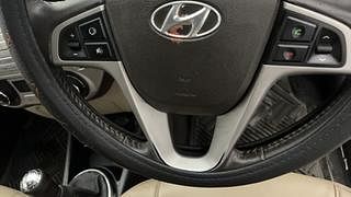 Used 2011 Hyundai i20 [2008-2012] Asta 1.2 Petrol Manual top_features Airbags
