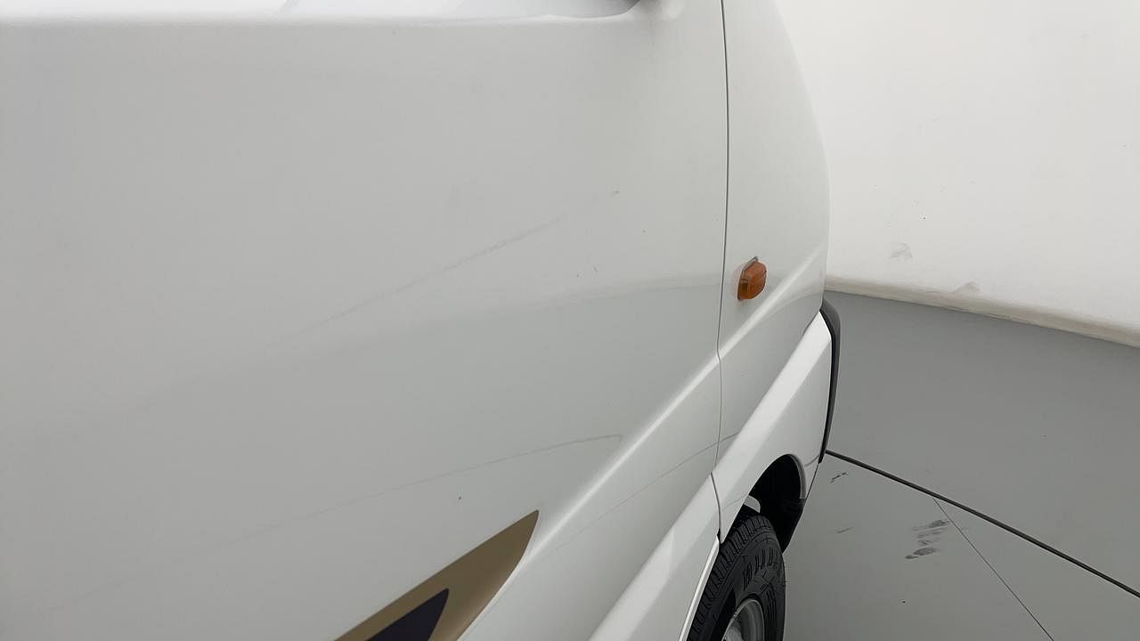 Used 2022 Maruti Suzuki Eeco AC(O) 5 STR Petrol Manual dents MINOR SCRATCH