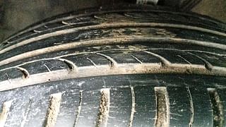 Used 2013 Volkswagen Vento [2010-2015] Highline Petrol Petrol Manual tyres LEFT FRONT TYRE TREAD VIEW