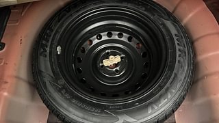 Used 2017 Hyundai Fluidic Verna 4S [2015-2017] 1.6 CRDi SX Diesel Manual tyres SPARE TYRE VIEW