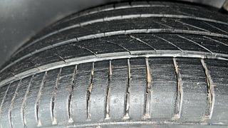 Used 2015 Maruti Suzuki S-Cross Alpha 1.6 Diesel Manual tyres LEFT REAR TYRE TREAD VIEW