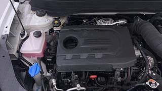 Used 2022 Hyundai Venue [2019-2022] SX 1.5 CRDI Diesel Manual engine ENGINE RIGHT SIDE VIEW