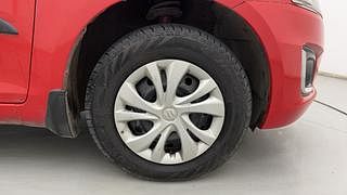 Used 2015 Maruti Suzuki Swift [2011-2017] VDi ABS Diesel Manual tyres RIGHT FRONT TYRE RIM VIEW