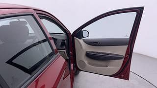 Used 2010 Hyundai i20 [2008-2012] Asta 1.2 Petrol Manual interior RIGHT FRONT DOOR OPEN VIEW