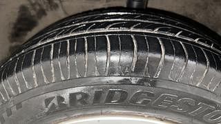 Used 2016 Hyundai Elite i20 [2014-2018] Magna 1.2 Petrol Manual tyres LEFT FRONT TYRE TREAD VIEW