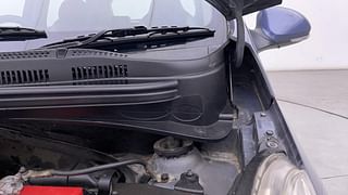 Used 2015 Hyundai Grand i10 [2013-2017] Asta AT 1.2 Kappa VTVT Petrol Automatic engine ENGINE LEFT SIDE HINGE & APRON VIEW
