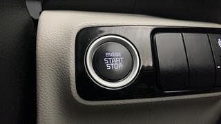 Used 2020 Kia Sonet HTX Plus 1.5 Diesel Manual top_features Keyless start