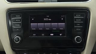 Used 2014 Skoda Octavia [2013-2017] Elegance 1.8 TSI AT Petrol Automatic top_features Integrated (in-dash) music system