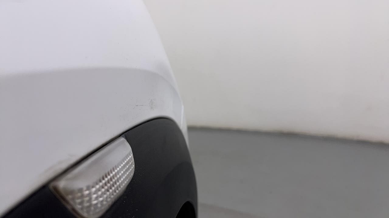 Used 2017 Renault Kwid [2015-2019] 1.0 RXT AMT Opt Petrol Automatic dents MINOR DENT
