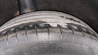 Used 2017 Maruti Suzuki Baleno [2015-2019] Zeta Petrol Petrol Manual tyres RIGHT REAR TYRE TREAD VIEW