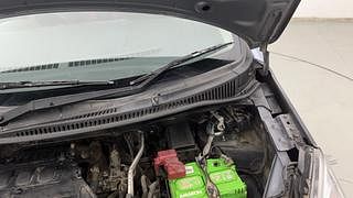 Used 2011 Maruti Suzuki Wagon R 1.0 [2010-2019] VXi Petrol Manual engine ENGINE LEFT SIDE HINGE & APRON VIEW
