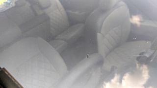 Used 2015 Renault Lodgy [2015-2019] 85 PS RXL Diesel Manual dents MINOR CRACK