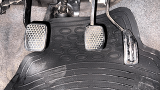 Used 2012 Maruti Suzuki Alto 800 [2012-2016] Lxi Petrol Manual interior PEDALS VIEW