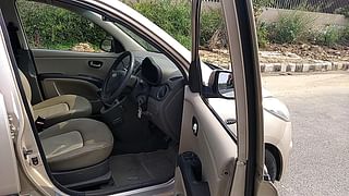 Used 2011 Hyundai i10 Magna 1.2 Kappa2 Petrol Manual interior RIGHT SIDE FRONT DOOR CABIN VIEW
