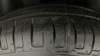 Used 2010 Maruti Suzuki Swift Dzire VXI 1.2 Petrol Manual tyres RIGHT REAR TYRE TREAD VIEW