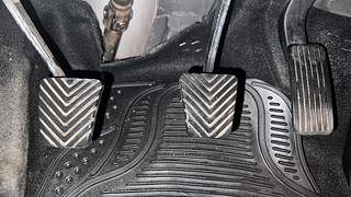 Used 2021 Kia Seltos HTX G Petrol Manual interior PEDALS VIEW