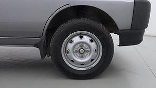 Used 2021 Maruti Suzuki Eeco STD 5 STR Petrol Manual tyres RIGHT FRONT TYRE RIM VIEW
