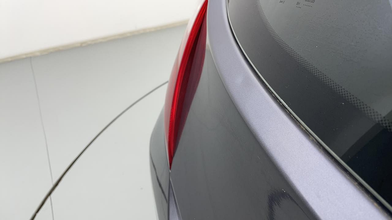 Used 2017 Hyundai Eon [2011-2018] Era + Petrol Manual dents MINOR DENT