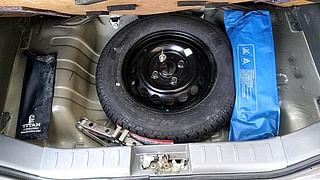 Used 2014 Maruti Suzuki Alto 800 [2012-2016] Vxi Petrol Manual tyres SPARE TYRE VIEW