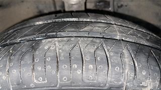 Used 2016 Maruti Suzuki Wagon R 1.0 [2015-2019] VXI AMT Petrol Automatic tyres RIGHT FRONT TYRE TREAD VIEW