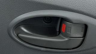 Used 2012 Toyota Etios Liva [2010-2017] G Petrol Manual top_features Central locking