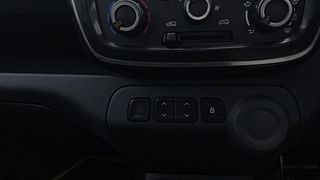 Used 2016 Renault Kwid [2015-2019] RXT Petrol Manual top_features Power windows