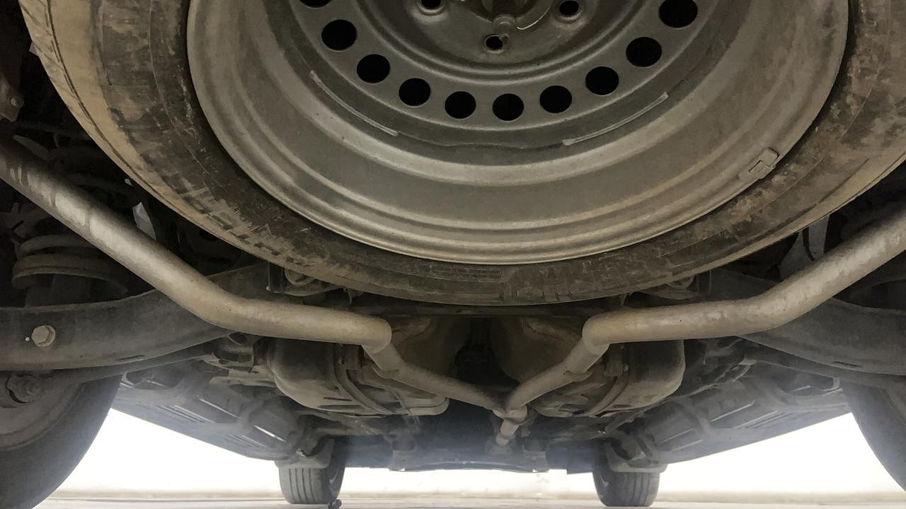 Used 2018 Mahindra XUV500 [2018-2021] W11 option AT Diesel Automatic extra REAR UNDERBODY VIEW (TAKEN FROM REAR)