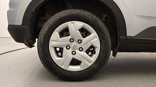 Used 2021 Hyundai Venue [2019-2022] S+ 1.2 Petrol Manual tyres RIGHT REAR TYRE RIM VIEW