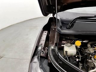 Used 2022 Renault Kiger RXZ 1.0 Turbo MT Petrol Manual engine ENGINE RIGHT SIDE HINGE & APRON VIEW