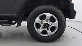 Used 2018 Mahindra Thar [2010-2019] CRDe 4x4 AC Diesel Manual tyres RIGHT FRONT TYRE RIM VIEW