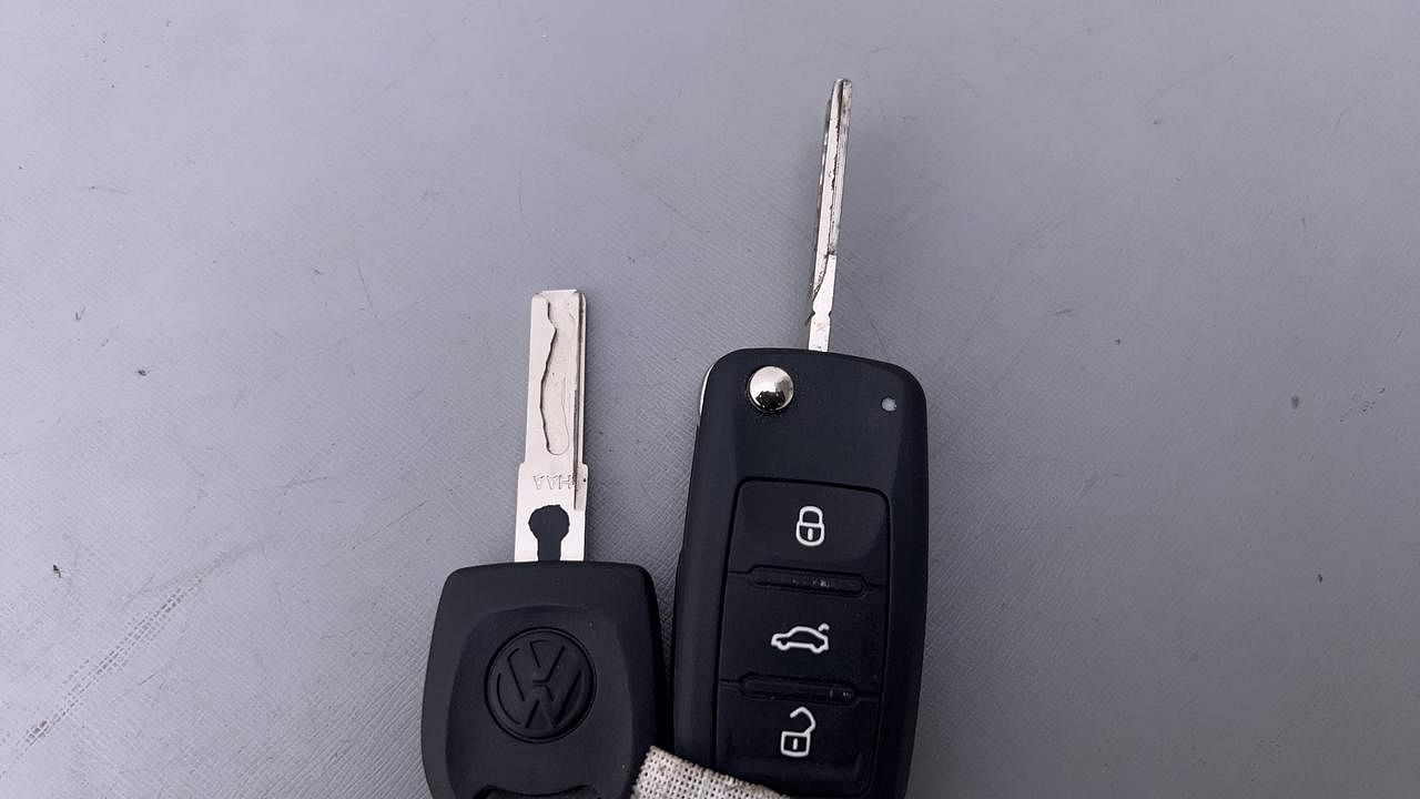 Used 2015 Volkswagen Polo [2015-2019] GT TSI Petrol Automatic extra CAR KEY VIEW