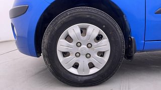 Used 2010 Hyundai i10 [2007-2010] Sportz 1.2 Petrol Petrol Manual tyres LEFT FRONT TYRE RIM VIEW