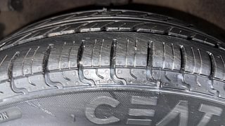 Used 2015 Hyundai Eon [2011-2018] Magna + Petrol Manual tyres LEFT FRONT TYRE TREAD VIEW