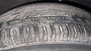Used 2012 Hyundai i10 [2010-2016] Asta (O) AT Petrol Petrol Automatic tyres RIGHT FRONT TYRE TREAD VIEW