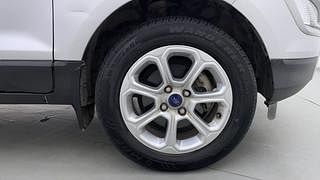 Used 2018 Ford EcoSport [2017-2020] Titanium 1.5L Ti-VCT AT Petrol Automatic tyres RIGHT FRONT TYRE RIM VIEW