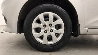 Used 2016 Hyundai Elite i20 [2014-2018] Magna 1.2 Petrol Manual tyres LEFT FRONT TYRE RIM VIEW