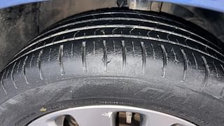 Used 2018 Maruti Suzuki Baleno [2015-2019] Alpha Petrol Petrol Manual tyres RIGHT FRONT TYRE TREAD VIEW