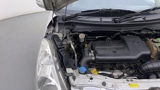 Used 2012 Maruti Suzuki Swift [2011-2017] VDi Diesel Manual engine ENGINE RIGHT SIDE HINGE & APRON VIEW