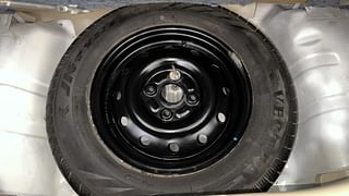 Used 2013 maruti-suzuki A-Star VXI AT Petrol Automatic tyres SPARE TYRE VIEW