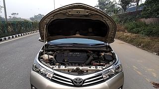 Used 2014 Toyota Corolla Altis [2014-2017] GL Petrol Petrol Manual engine ENGINE & BONNET OPEN FRONT VIEW