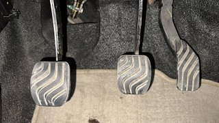 Used 2017 Datsun Redi-GO [2015-2019] T(O) 1.0 Petrol Manual interior PEDALS VIEW