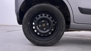 Used 2014 Maruti Suzuki Wagon R 1.0 [2010-2019] VXi Petrol Manual tyres RIGHT REAR TYRE RIM VIEW