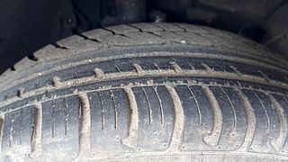 Used 2018 Nissan Terrano [2017-2020] XL (P) Petrol Manual tyres RIGHT FRONT TYRE TREAD VIEW