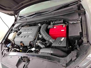 Used 2019 Hyundai Elantra [2016-2019] 1.6 SX (O) AT Diesel Automatic engine ENGINE LEFT SIDE VIEW